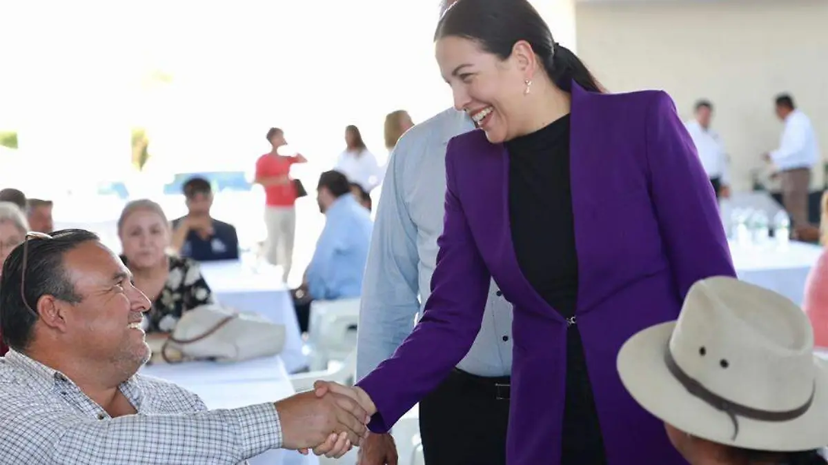 Milena quiroga y sindicato burocrata